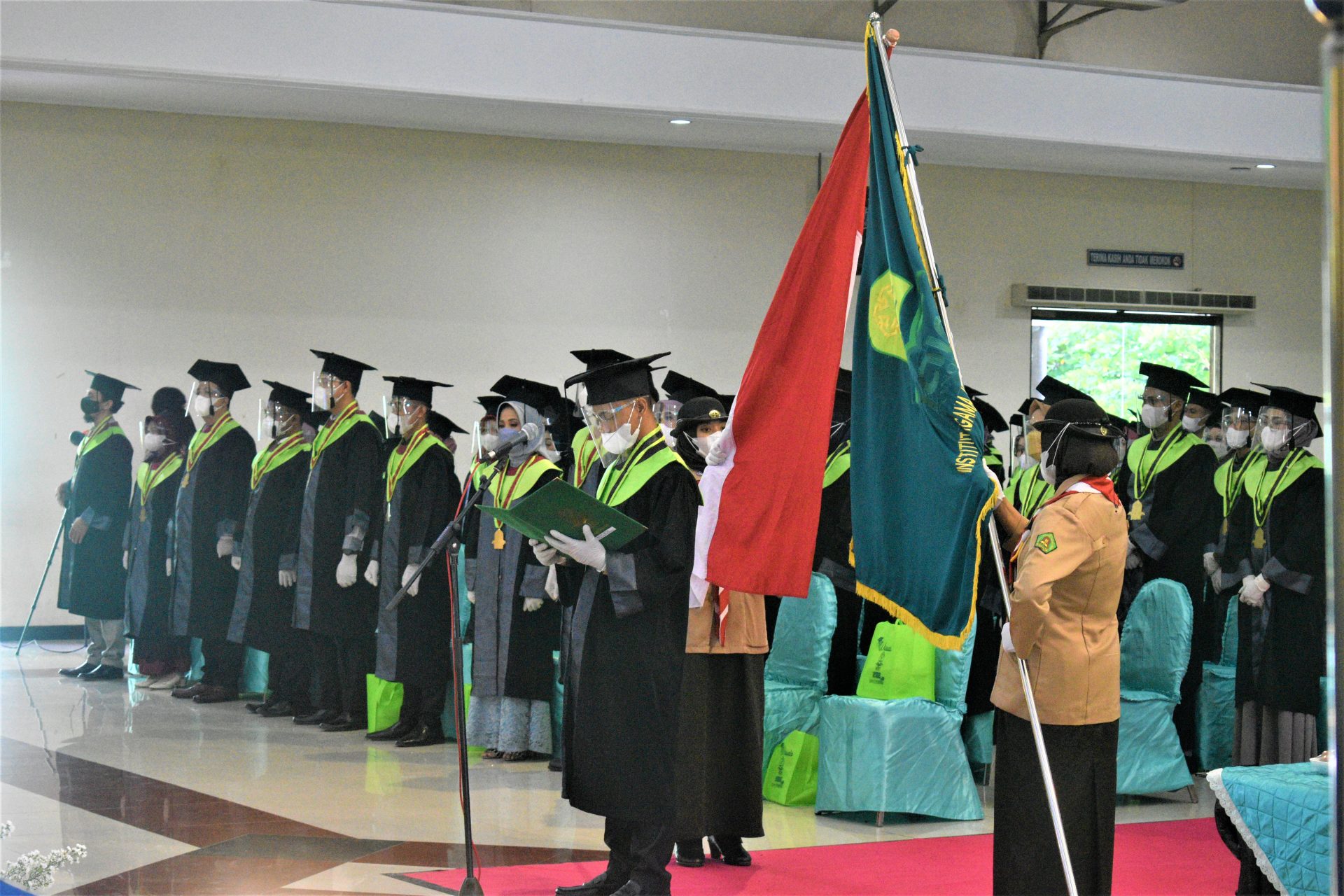 IAIN Ponorogo Laksanakan Wisuda Secara Luring Terbatas - Institut Agama ...